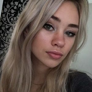 Meet your Posher, Sophia